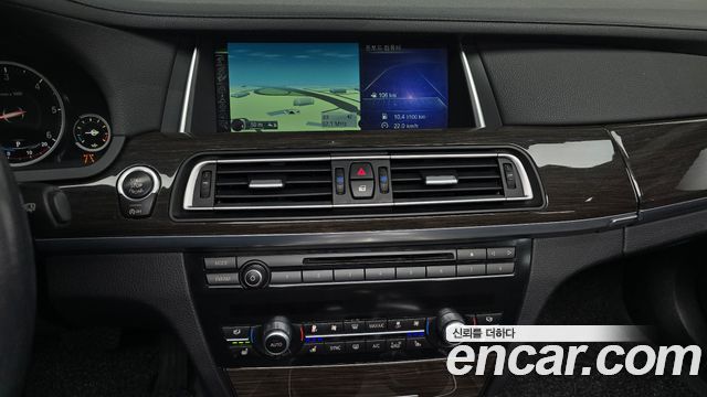 BMW 7 Series (F01) 730d xDrive 2014 — фото 16