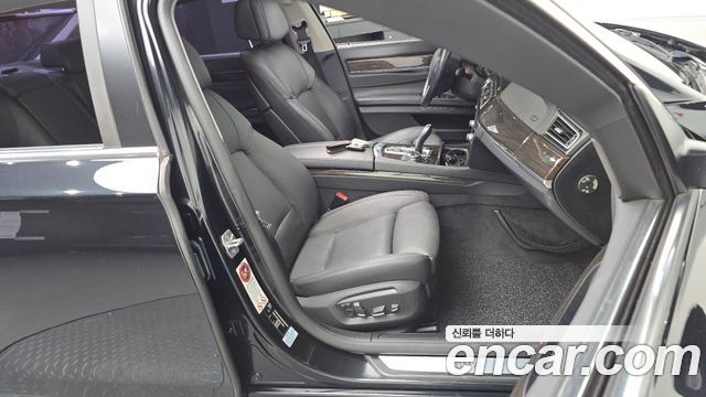 BMW 7 Series (F01) 730d xDrive 2014 — фото 26