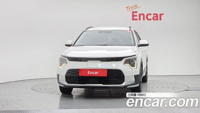 Kia Niro EV Air 2023 — фото 3