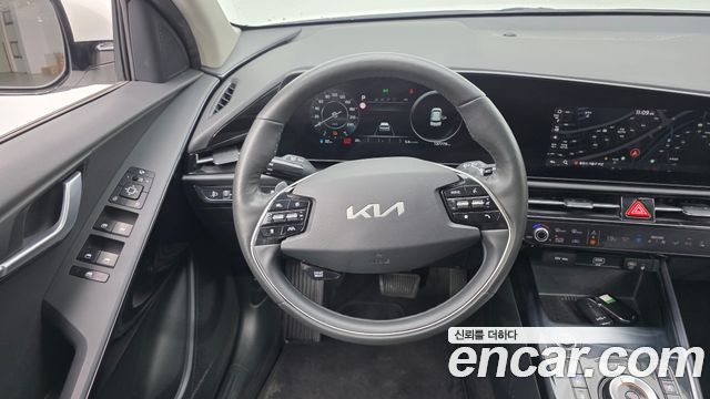 Kia Niro EV Air 2023 — фото 13