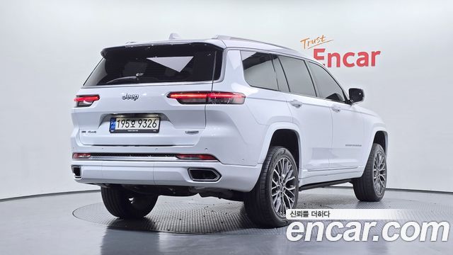 Jeep Grand Cherokee (WL) L 3.6 Summit Reserve 2023 — фото 2