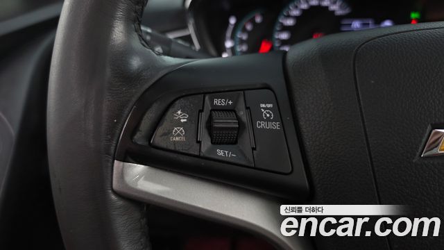 Chevrolet Trax 1.6 Diesel Premier 2019 — фото 16