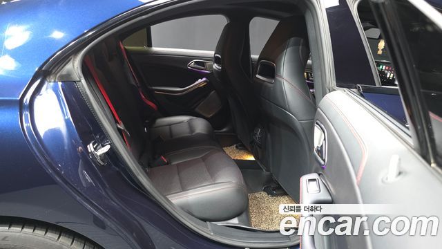 Mercedes-Benz CLA-Class (C117) CLA45 AMG 4MATIC 2018 — фото 16