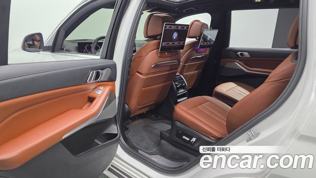 BMW X7 (G07) xDrive 40d Design Pure Excellence 6-Seater 2023 — фото 12