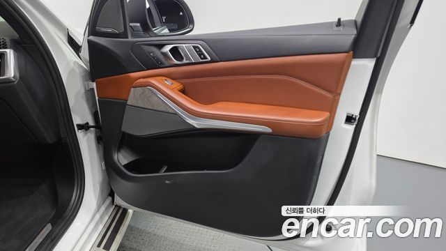 BMW X7 (G07) xDrive 40d Design Pure Excellence 6-Seater 2023 — фото 24