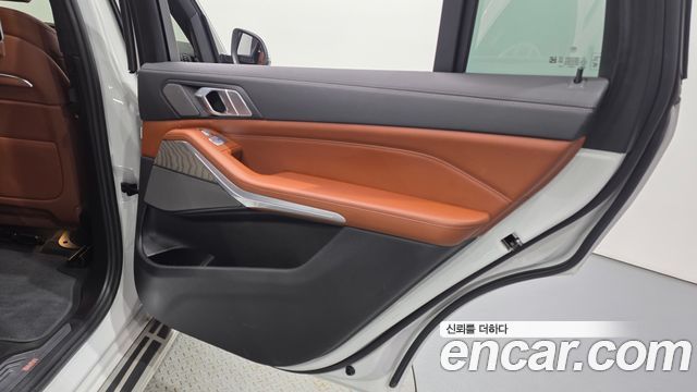 BMW X7 (G07) xDrive 40d Design Pure Excellence 6-Seater 2023 — фото 25