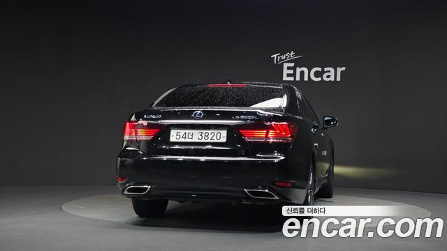 Lexus LS600hL 5-Seats Ottoman XF40 2014 — фото 4
