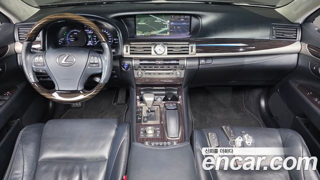Lexus LS600hL 5-Seats Ottoman XF40 2014 — фото 7