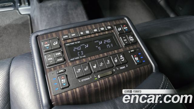 Lexus LS600hL 5-Seats Ottoman XF40 2014 — фото 18