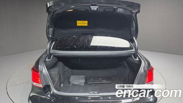 Lexus LS600hL 5-Seats Ottoman XF40 2014 — фото 20