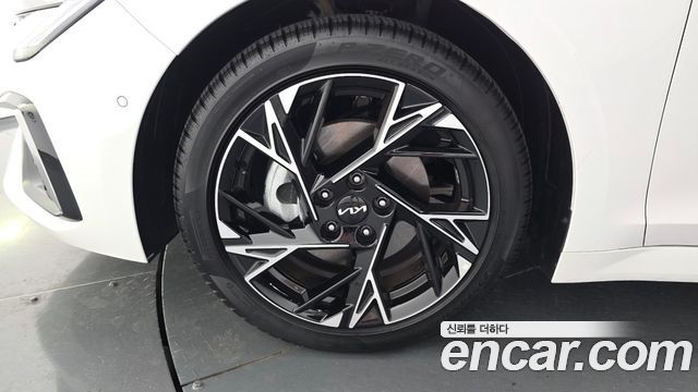 Kia K5 (III) 2.0 Noblesse 2025 — фото 5