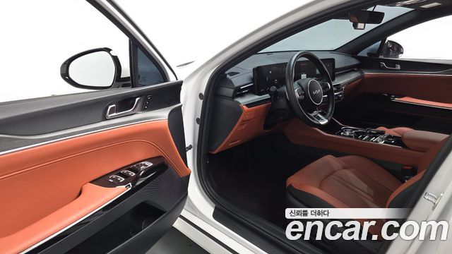 Kia K5 (III) 2.0 Noblesse 2025 — фото 10
