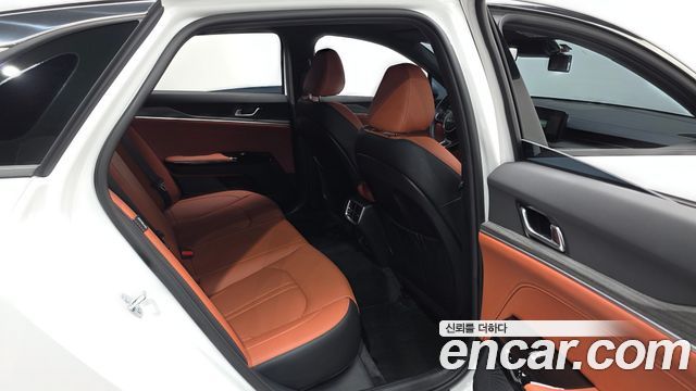 Kia K5 (III) 2.0 Noblesse 2025 — фото 12