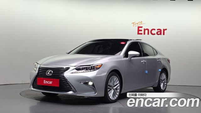 Lexus ES350 Executive XV60