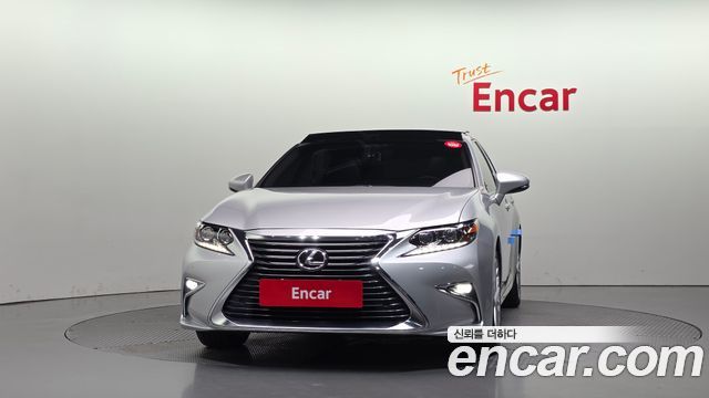 Lexus ES350 Executive XV60 2016 — фото 3
