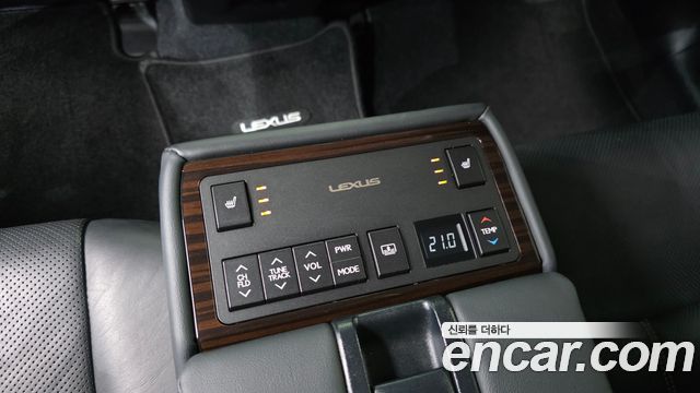 Lexus ES350 Executive XV60 2016 — фото 17