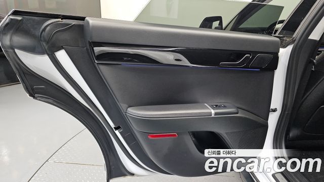 Hyundai Grandeur (GN7) 3.5 LPG 2WD Exclusive 2023 — фото 25