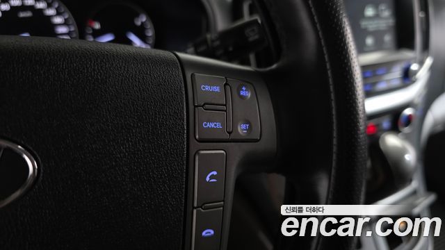 Hyundai Grand Starex Van 5-Seater Modern 2021 — фото 18