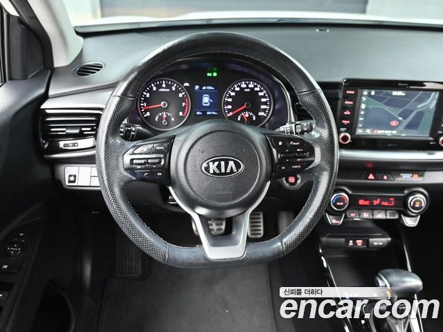 Kia Stonic 1.4 Prestige 2019 — фото 17