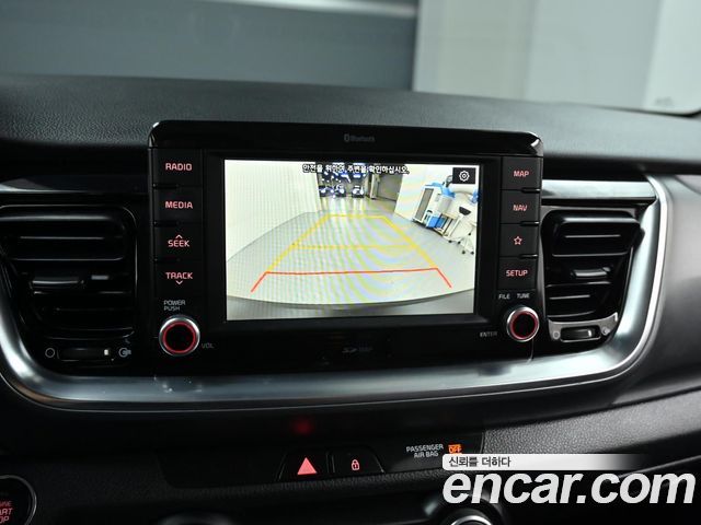 Kia Stonic 1.4 Prestige 2019 — фото 19