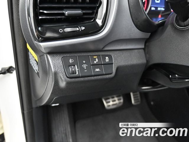 Kia Stonic 1.4 Prestige 2019 — фото 21