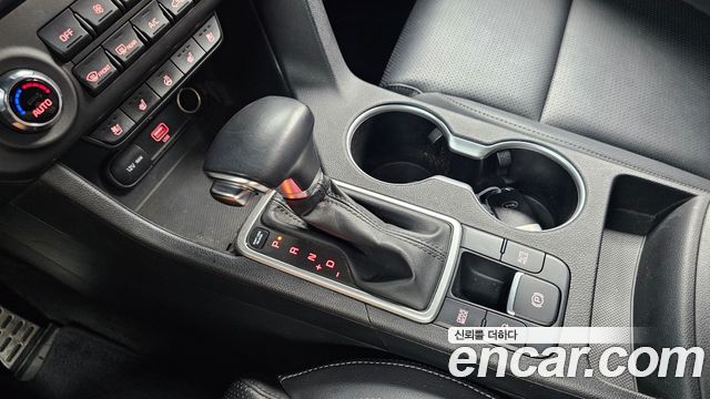 Kia Sportage The Bold Diesel 1.6 2WD Prestige Gravity 2022 — фото 9