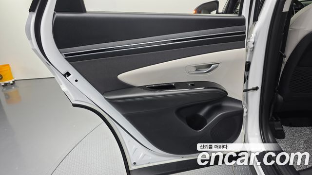 Hyundai Tucson (NX4) Diesel 2.0 2WD Premium 2021 — фото 25