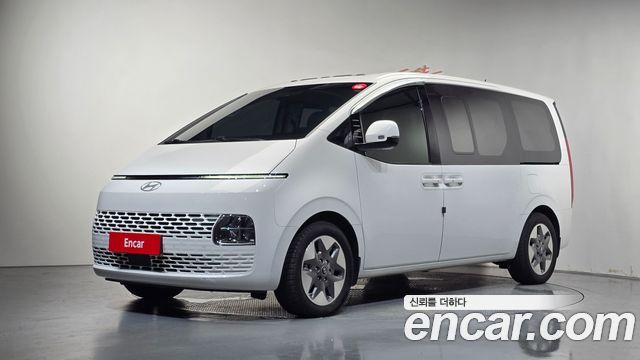 Hyundai Staria HEV 1.6 Tourer 11-Seater Modern 2025 — фото 1