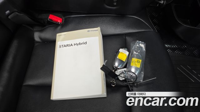 Hyundai Staria HEV 1.6 Tourer 11-Seater Modern 2025 — фото 15