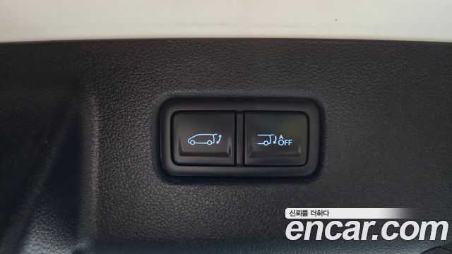 Hyundai Staria HEV 1.6 Tourer 11-Seater Modern 2025 — фото 18