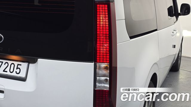 Hyundai Staria HEV 1.6 Tourer 11-Seater Modern 2025 — фото 23
