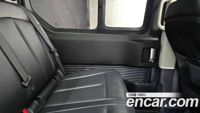 Hyundai Staria HEV 1.6 Tourer 11-Seater Modern 2025 — фото 25