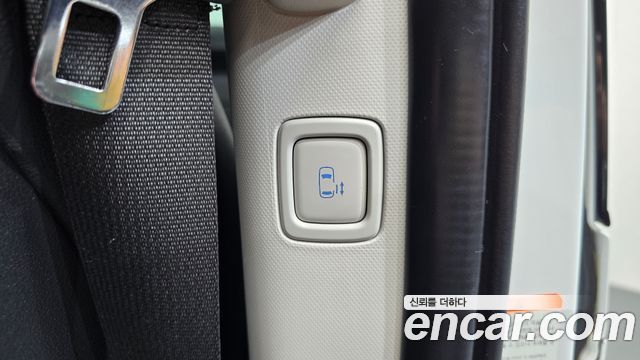 Hyundai Staria HEV 1.6 Tourer 11-Seater Modern 2025 — фото 28