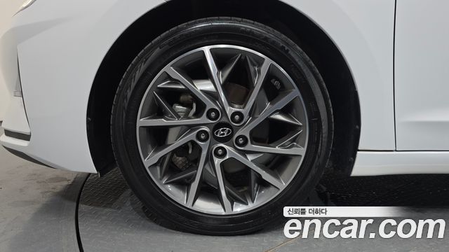 Hyundai Avante (AD) 1.6 Smart Choice 2020 — фото 5