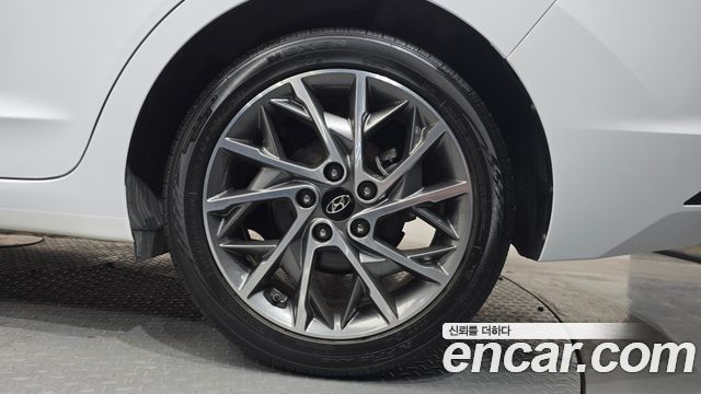 Hyundai Avante (AD) 1.6 Smart Choice 2020 — фото 21