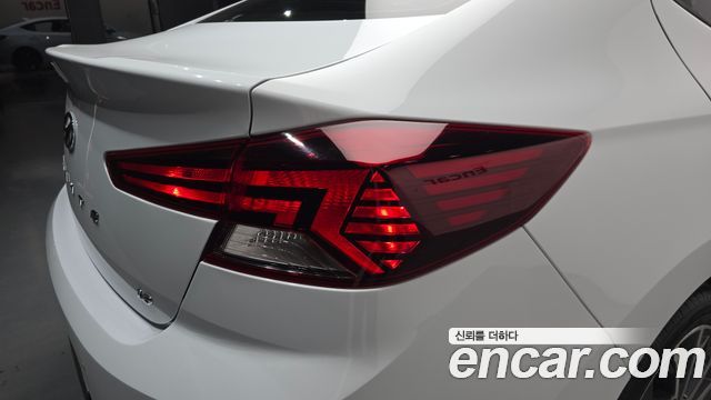 Hyundai Avante (AD) 1.6 Smart Choice 2020 — фото 23