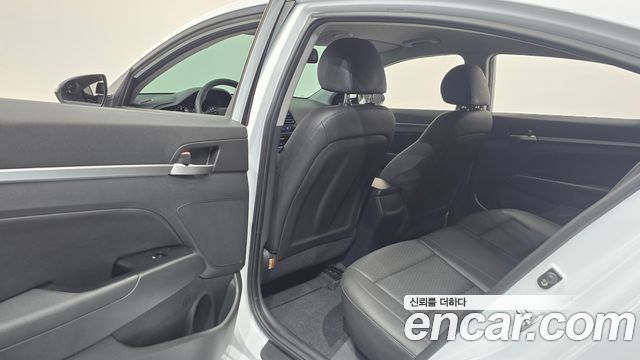 Hyundai Avante (AD) 1.6 Smart Choice 2020 — фото 28