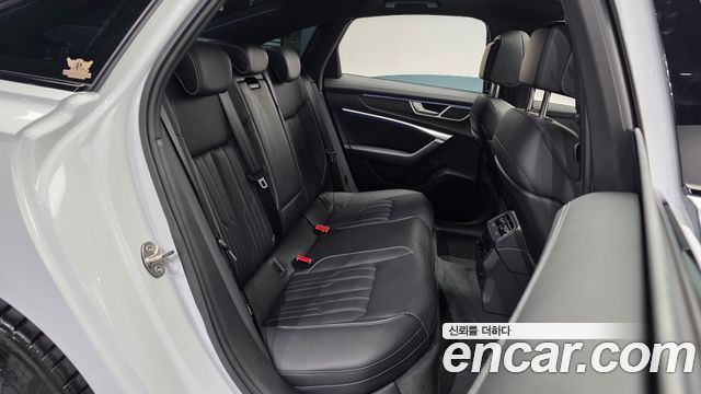 Audi A6 (C8) 45 TFSI Quattro Premium 2025 — фото 12