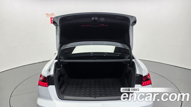 Audi A6 (C8) 45 TFSI Quattro Premium 2025 — фото 20
