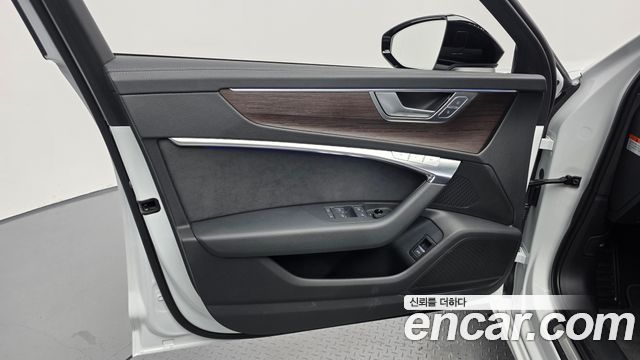 Audi A6 (C8) 45 TFSI Quattro Premium 2025 — фото 24