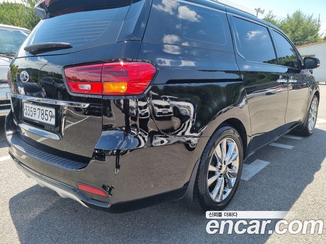 Kia Carnival Gasoline 9-Seater Noblesse Special 2020 — фото 4