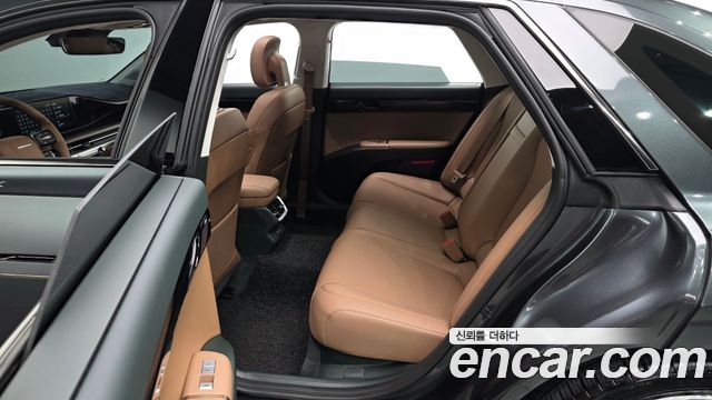 Hyundai Grandeur (GN7) 3,5 Gasoline 4WD Calligraphy 2023 — фото 16