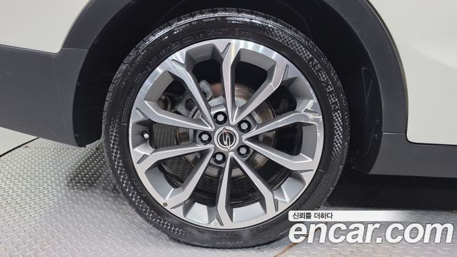 KG Mobility (SsangYong) Tivoli Air Diesel RX 4WD 2016 — фото 5
