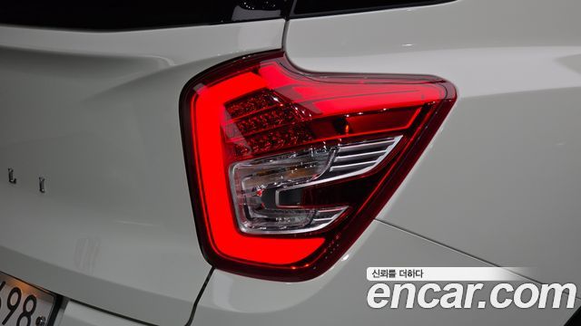 KG Mobility (SsangYong) Tivoli Air Diesel RX 4WD 2016 — фото 23