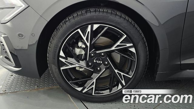 Kia K5 (III) 1.6 Turbo Noblesse 2025 — фото 5