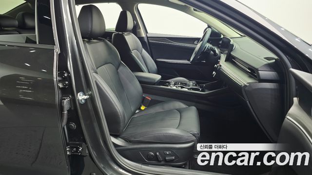 Kia K5 (III) 1.6 Turbo Noblesse 2025 — фото 12