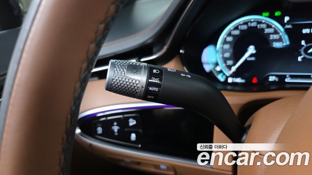 Genesis GV70 2.5T Gasoline AWD 2024 — фото 20