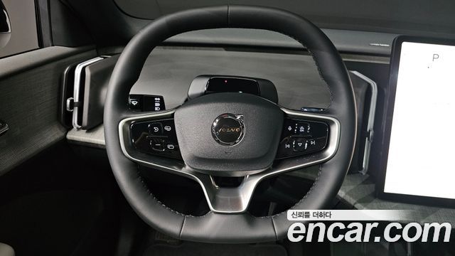 Volvo EX30 Cross Country Performance Ultra 2026 — фото 18