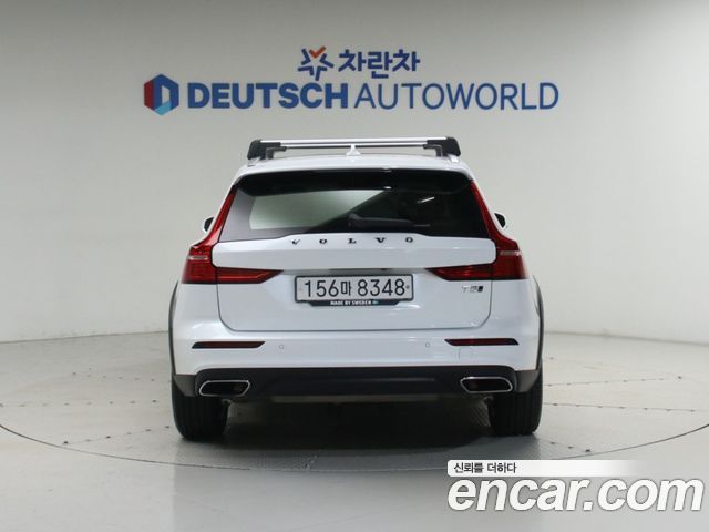 Volvo V60 Cross Country (II) T5 AWD 2020 — фото 4