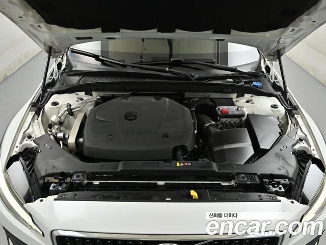 Volvo V60 Cross Country (II) T5 AWD 2020 — фото 6